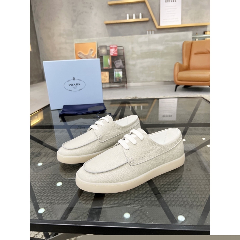 Pra*a casual shoes